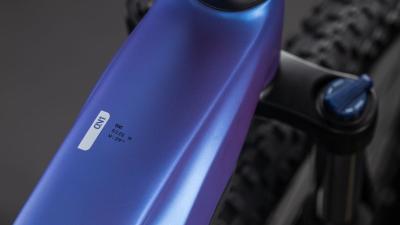 Cube Reaction Hybrid ONE 800 blueiris'n'reflect Gr&ouml;&szlig;e: Trapeze L Produktbild 1