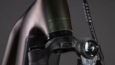 Cube Nuride Hybrid SLT 800 stellar'n'chrome Gr&ouml;&szlig;e: Trapeze 50 cm Produktbild 6