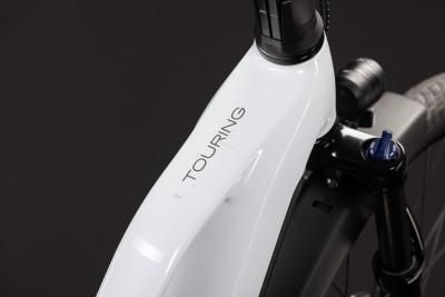 Cube Touring Hybrid ONE 600 metallicwhite'n'chrome Gr&ouml;&szlig;e: Trapeze 46 cm Produktbild 1