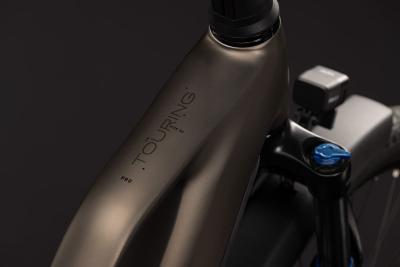 Cube Touring Hybrid Pro 800 metallicumbra'n'black Gr&ouml;&szlig;e: Trapeze 54 cm Produktbild 1