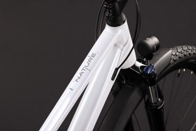 Cube Nature Pro FE metallicwhite'n'reflex Gr&ouml;&szlig;e: Trapeze 46 cm Produktbild 1